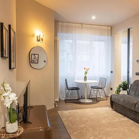 Gioia-centrale Bilocale Elegante E Luminoso Apartment